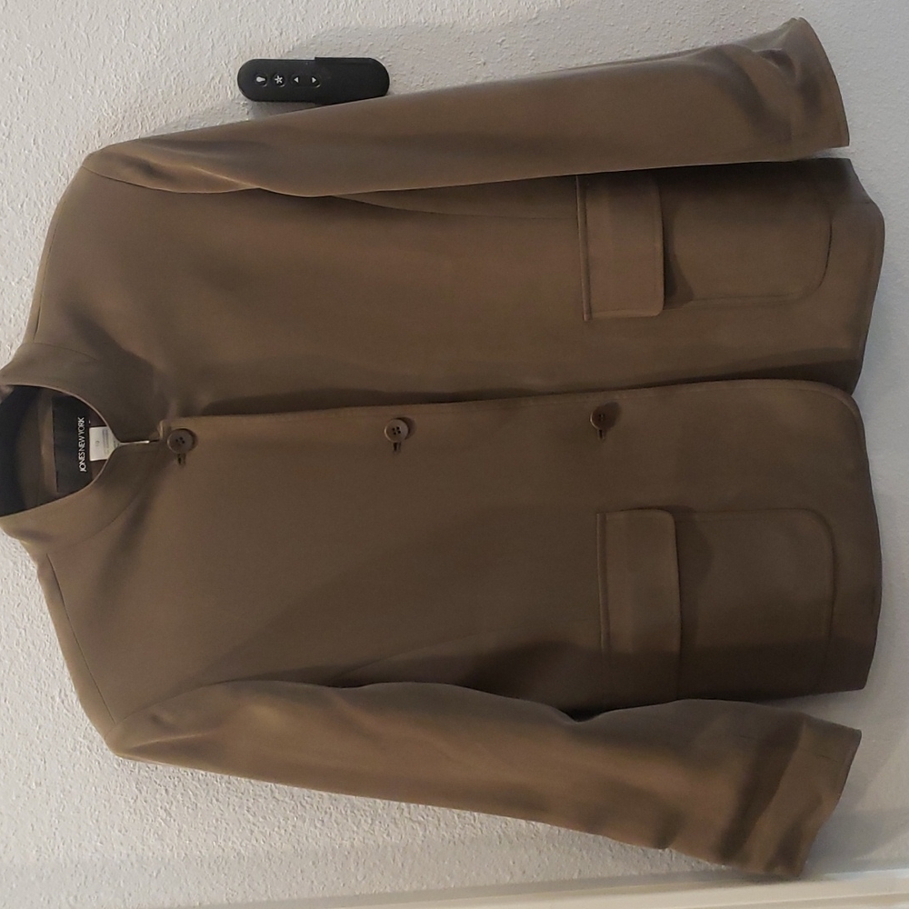 100% silk jacket size 10 Jones New York